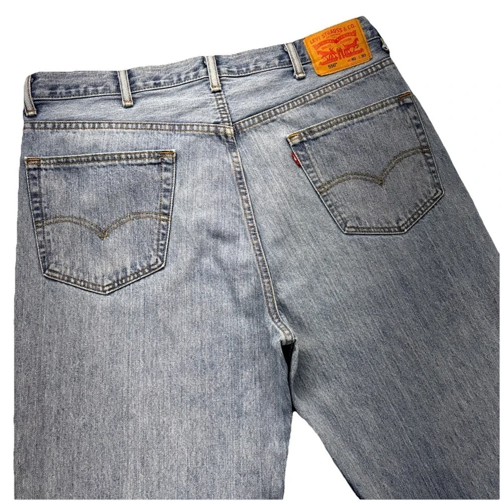 Levi's 550 jeans mens 40x30 light wash straight Leg Blue Denim‎ Biker Workwear